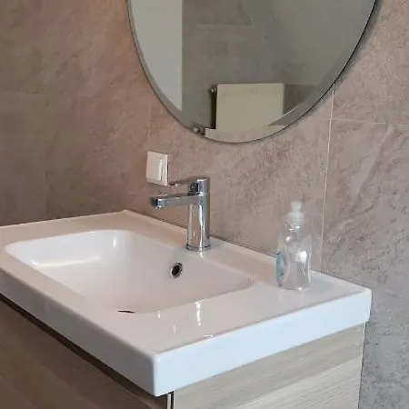 度假居 Book-a-room 5-6-7-8 *