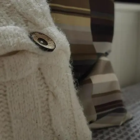 度假居 Book-a-room 5-6-7-8 *