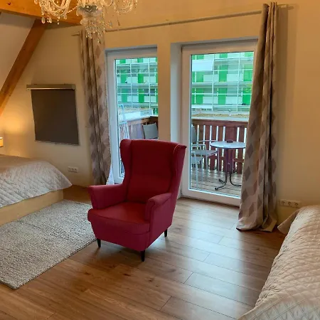 度假居 Book-a-room 5-6-7-8