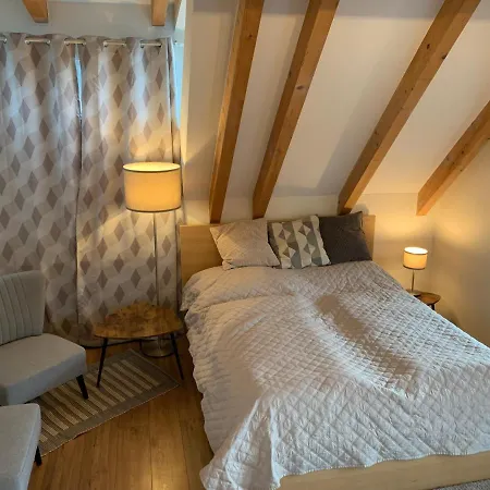 Book-a-room 5-6-7-8 펜션 잘츠부르크