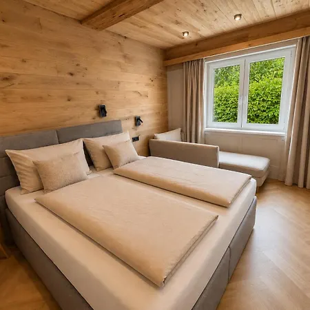 Book-a-room Garden Or Balcony - 2 Bedroom - Air Conditioning & Free Parking Salzburg
