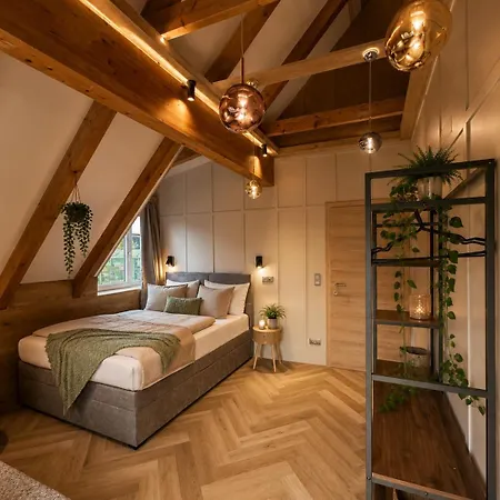 Book-a-room Garden Or Balcony - 2 Bedroom - Air Conditioning & Free Parking Salzburg