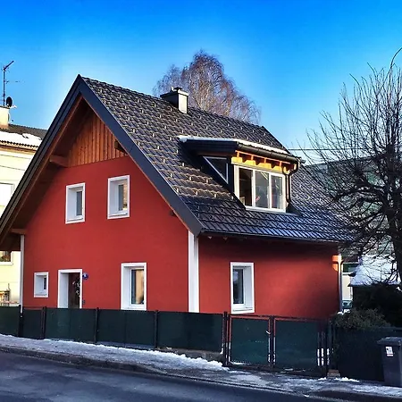 度假居 Book-a-room 5-6-7-8 *