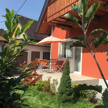 Book-A-Room Salzburg Garden Or Balcony Stay - 2 Bedroom - Air Conditioning & Free Parking *