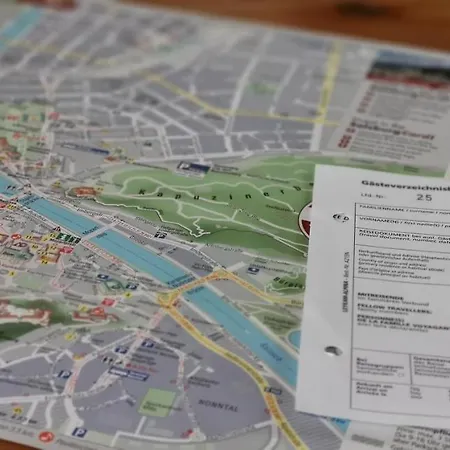 Book-A-Room Salzburg Apartment 5-6-7-8