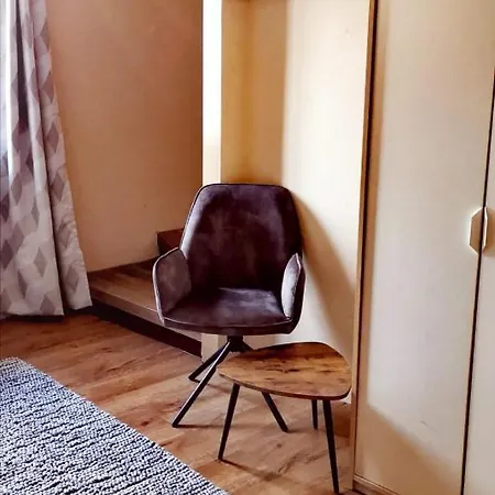 Book-A-Room Salzburg Garden Or Balcony Stay - 2 Bedroom - Air Conditioning & Free Parking Feriehus