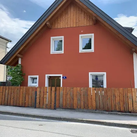 Book-A-Room Salzburg Apartment 5-6-7-8 Holiday home *