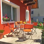 Book-a-room 5-6-7-8 Salzburg